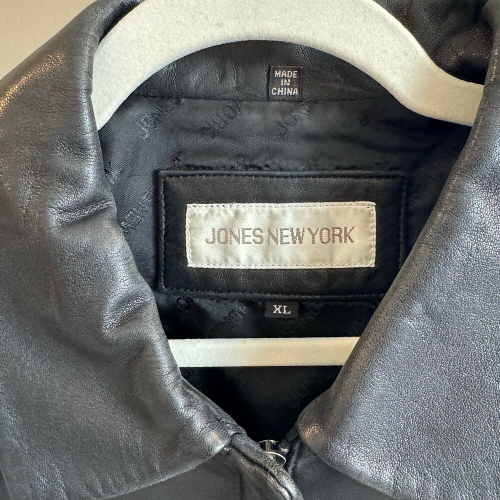 Jones New York Vintage Black Leather Jacket XL Fits M-L Excellent - Picture 5 of 6